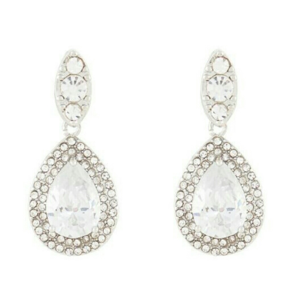 JOAN VASS

Pear Cut & Pave Earrings